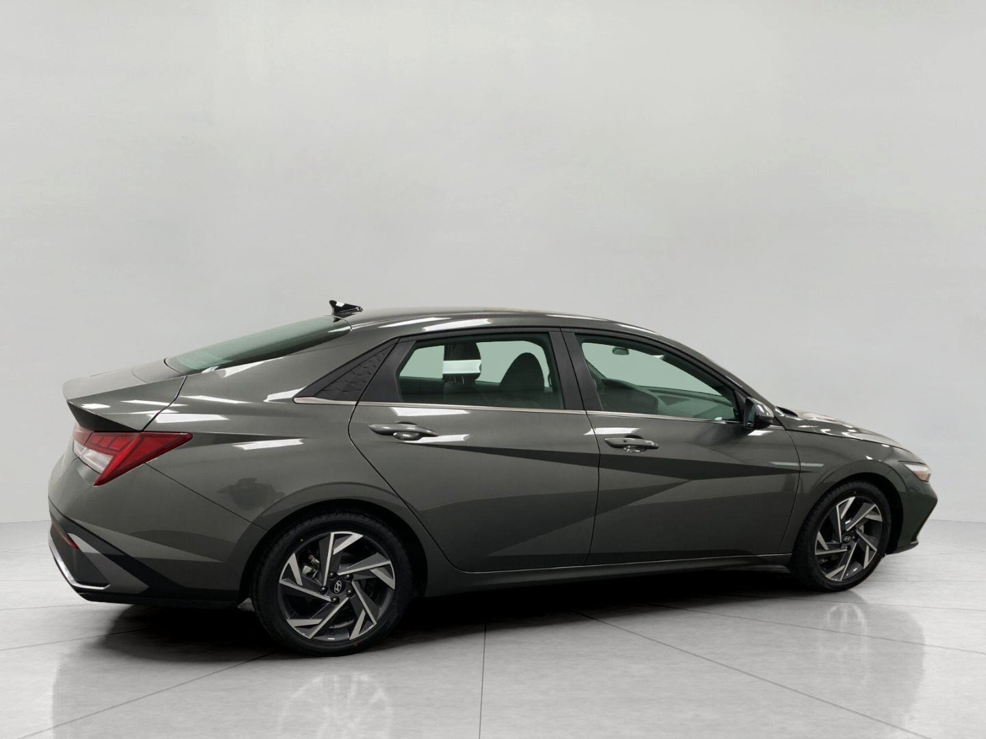 2025 Hyundai ELANTRA SEL Convenience IVT