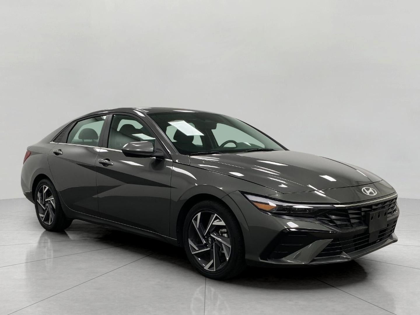 2025 Hyundai ELANTRA SEDAN