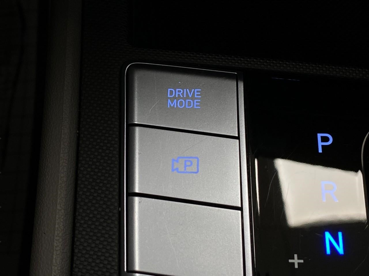 2025 Hyundai ELANTRA SEDAN