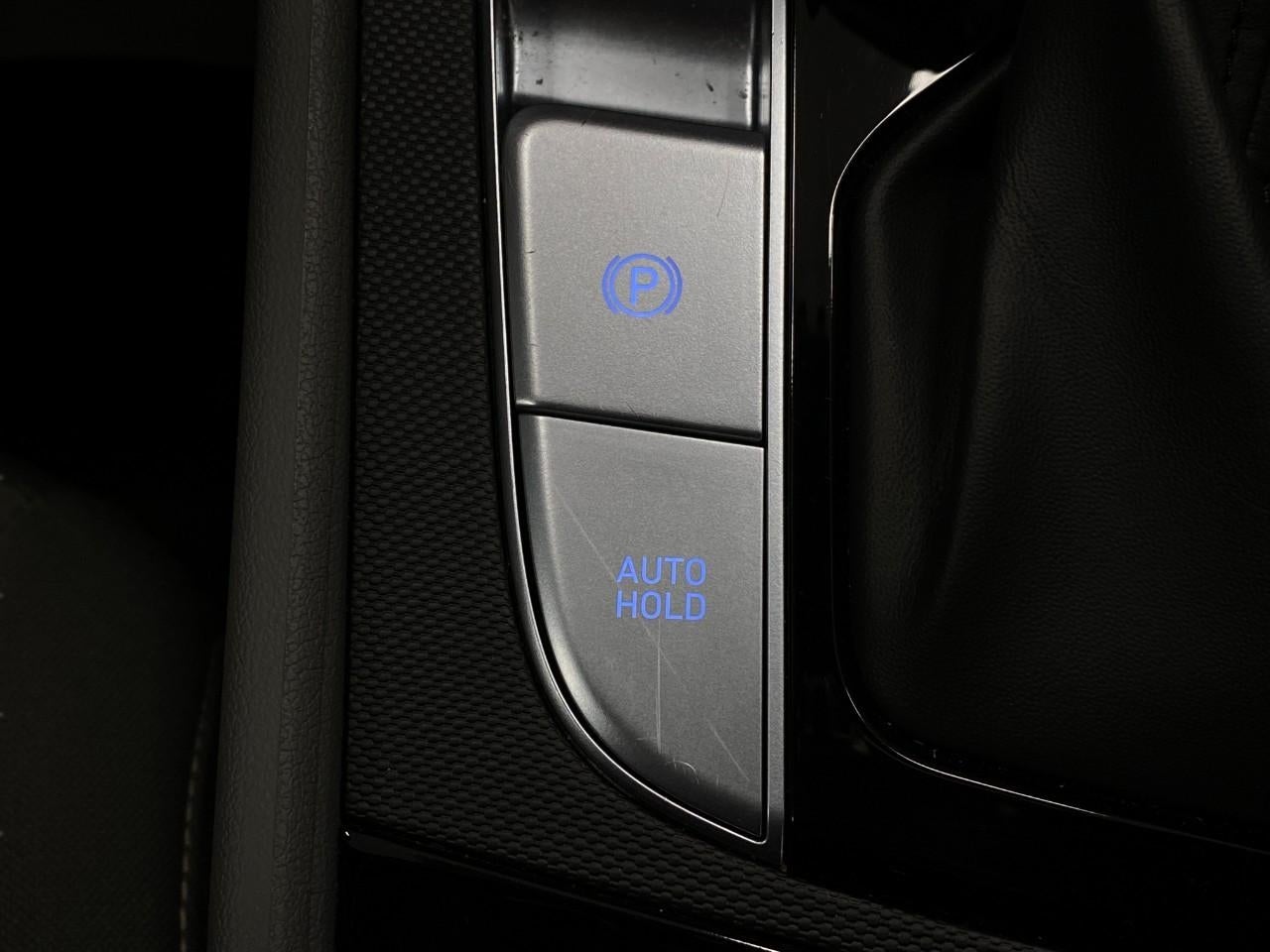 2025 Hyundai ELANTRA SEL Convenience IVT