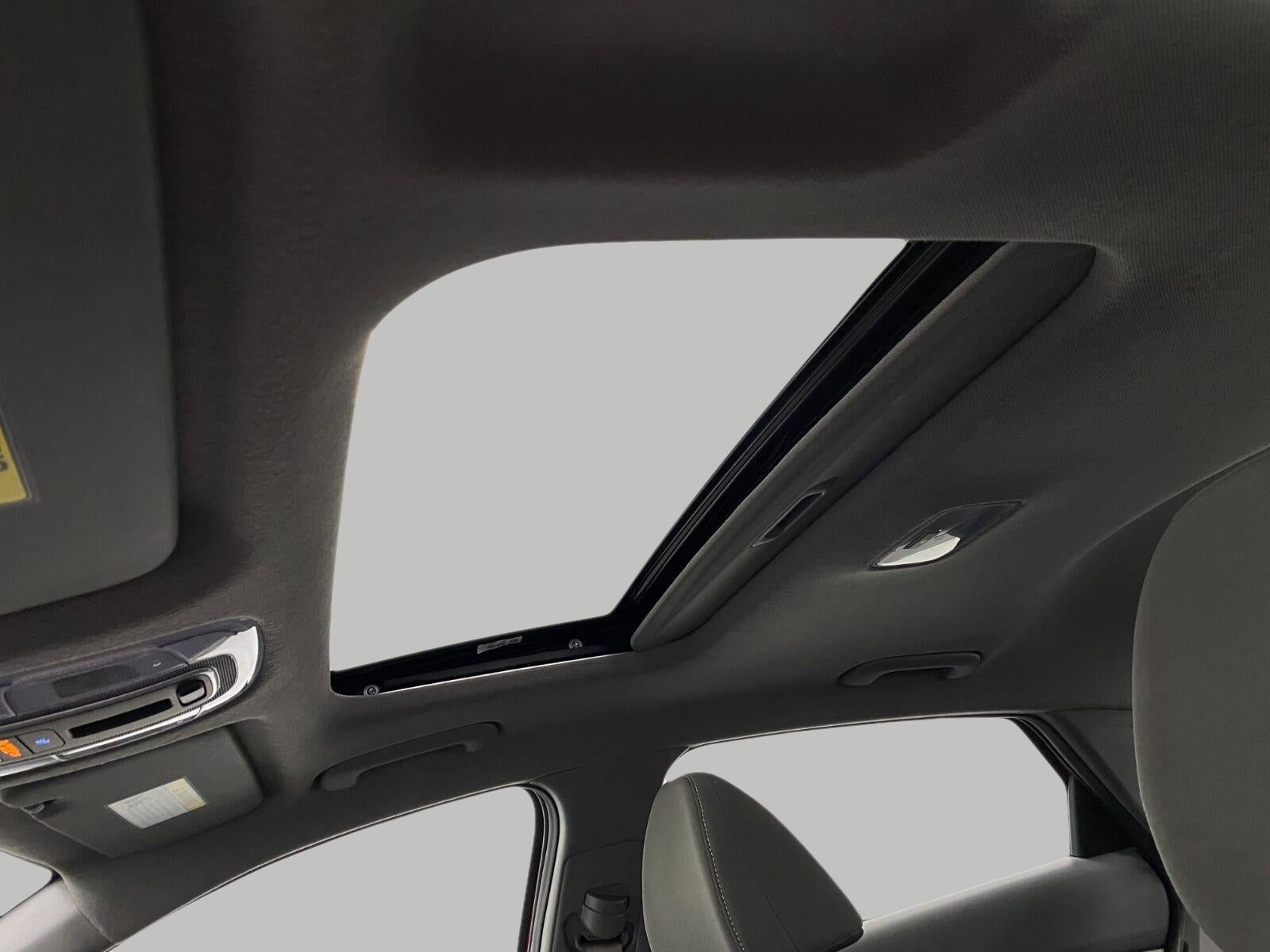 2025 Hyundai ELANTRA SEL Convenience IVT
