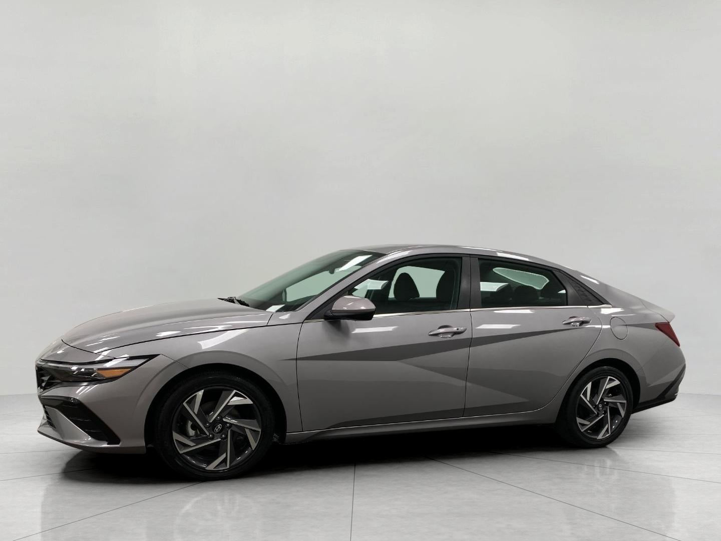 2025 Hyundai ELANTRA SEDAN