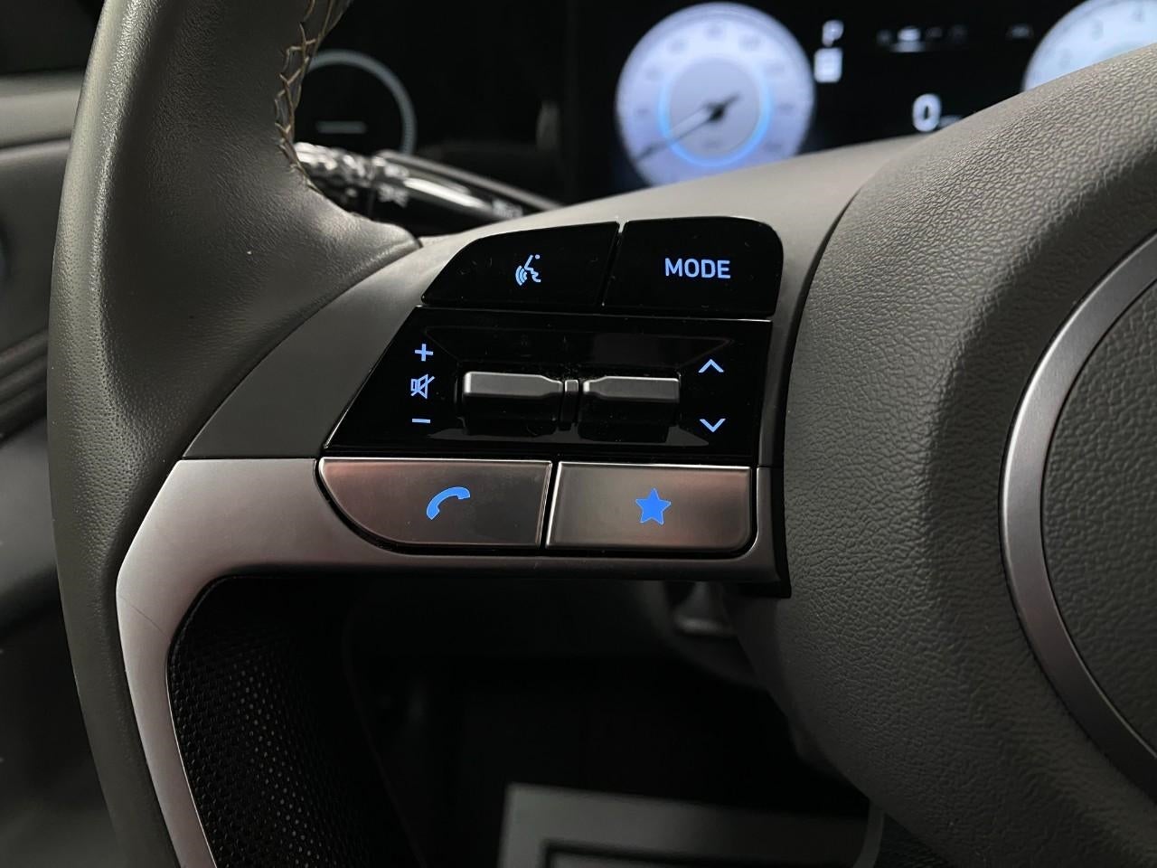 2025 Hyundai ELANTRA SEL Convenience IVT