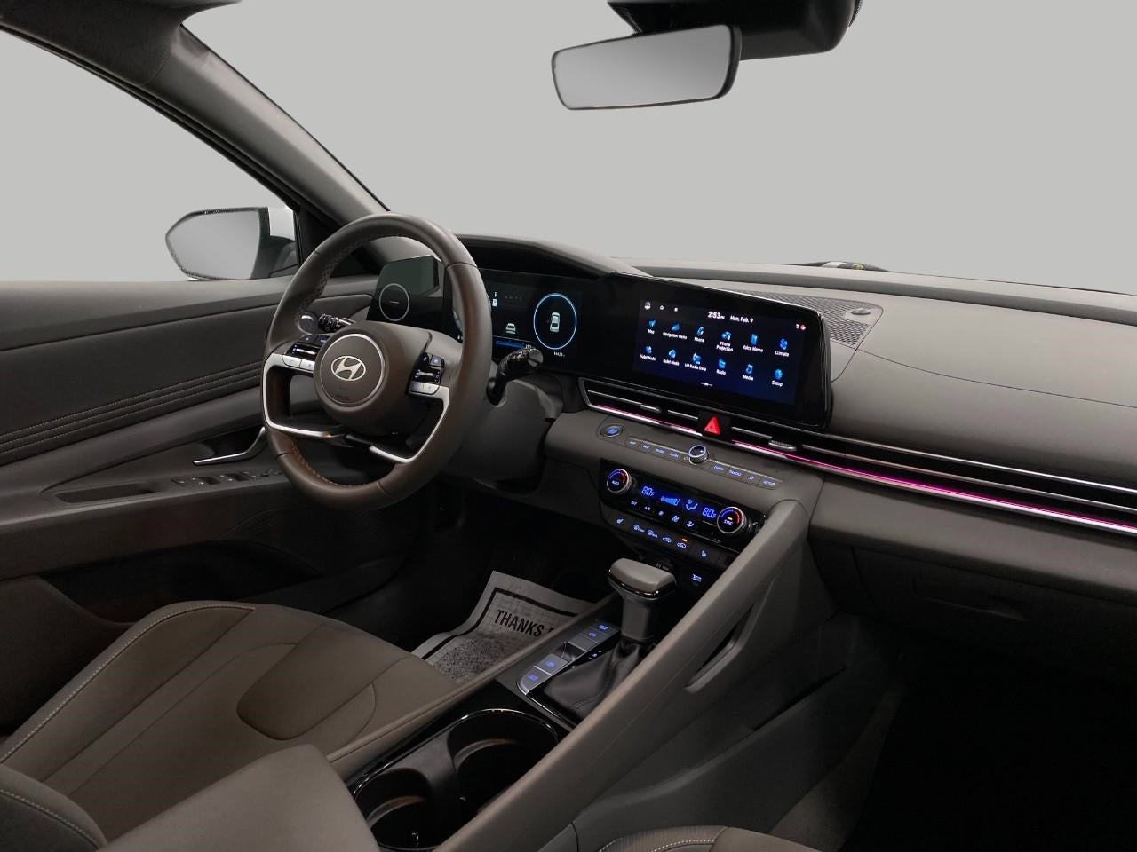 2024 Hyundai ELANTRA SEL IVT