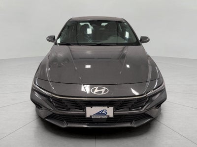 2024 Hyundai ELANTRA SEL IVT