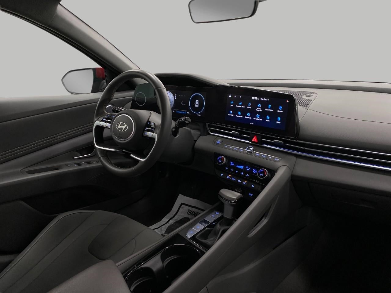 2025 Hyundai ELANTRA SEL Convenience IVT