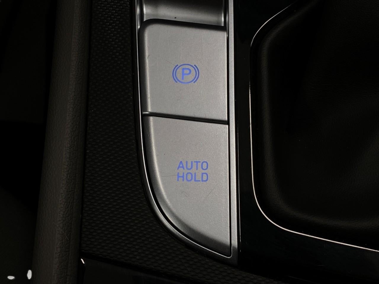 2025 Hyundai ELANTRA SEL Convenience IVT