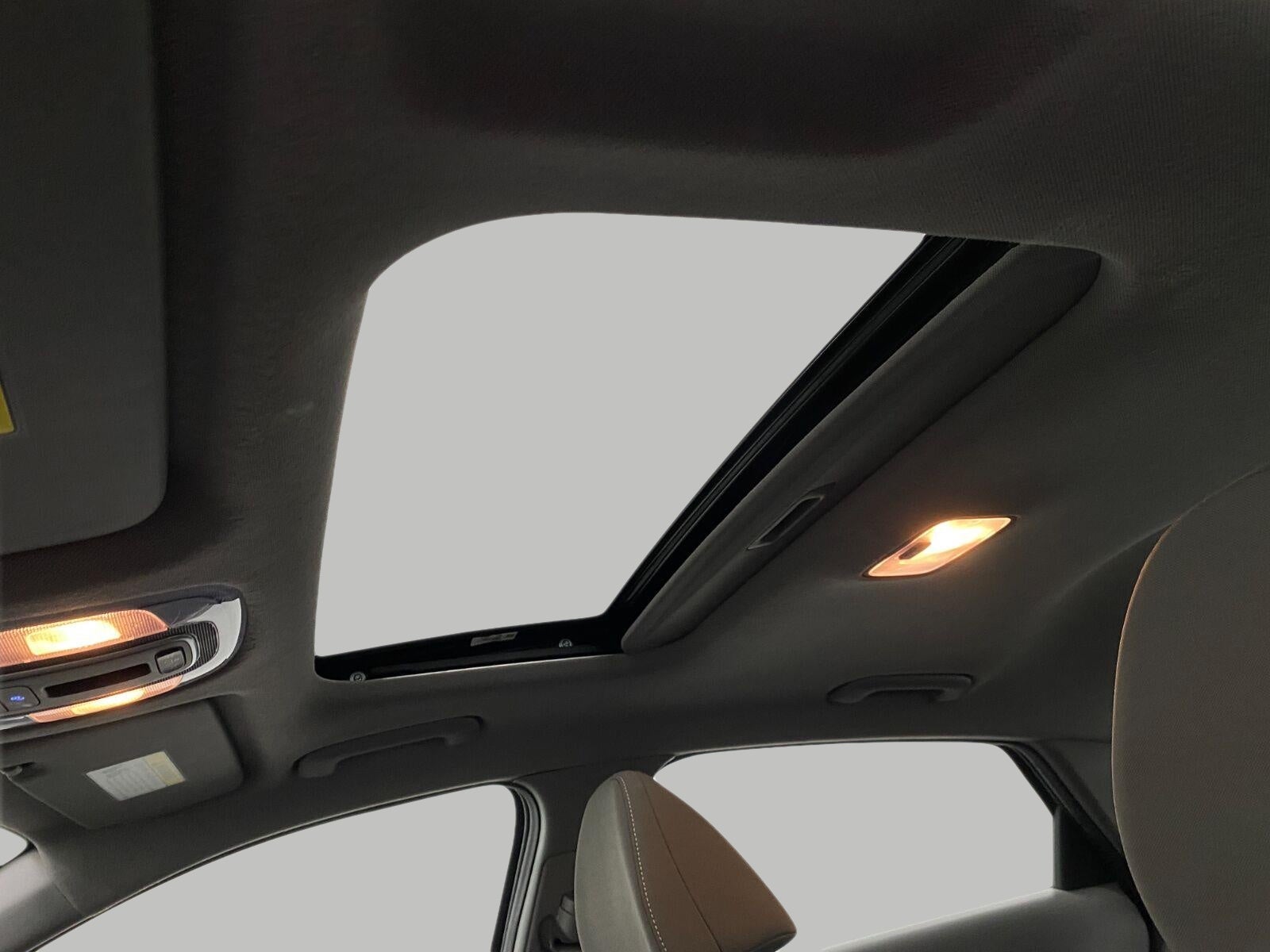 2025 Hyundai ELANTRA SEL Convenience IVT