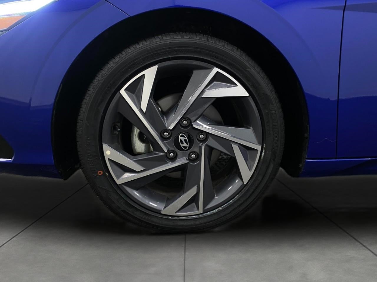 2025 Hyundai ELANTRA SEL Convenience IVT