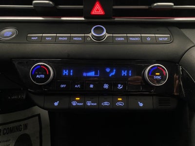 2025 Hyundai ELANTRA SEL Convenience IVT