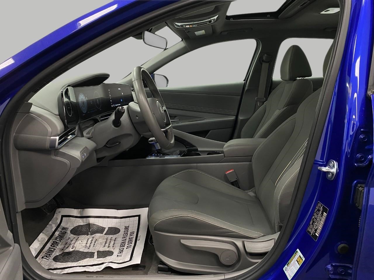 2025 Hyundai ELANTRA SEL Convenience IVT