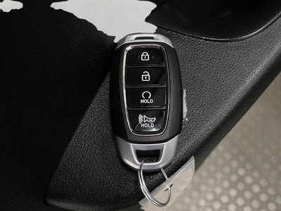 2025 Hyundai VENUE SEL IVT