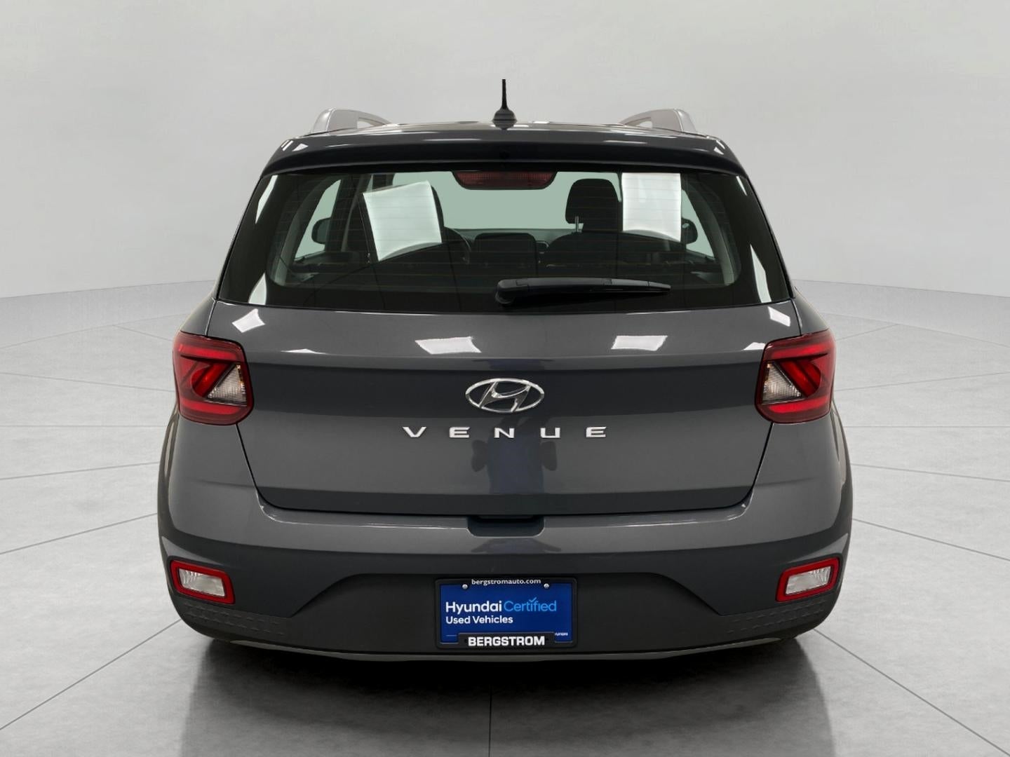 2025 Hyundai VENUE SEL IVT