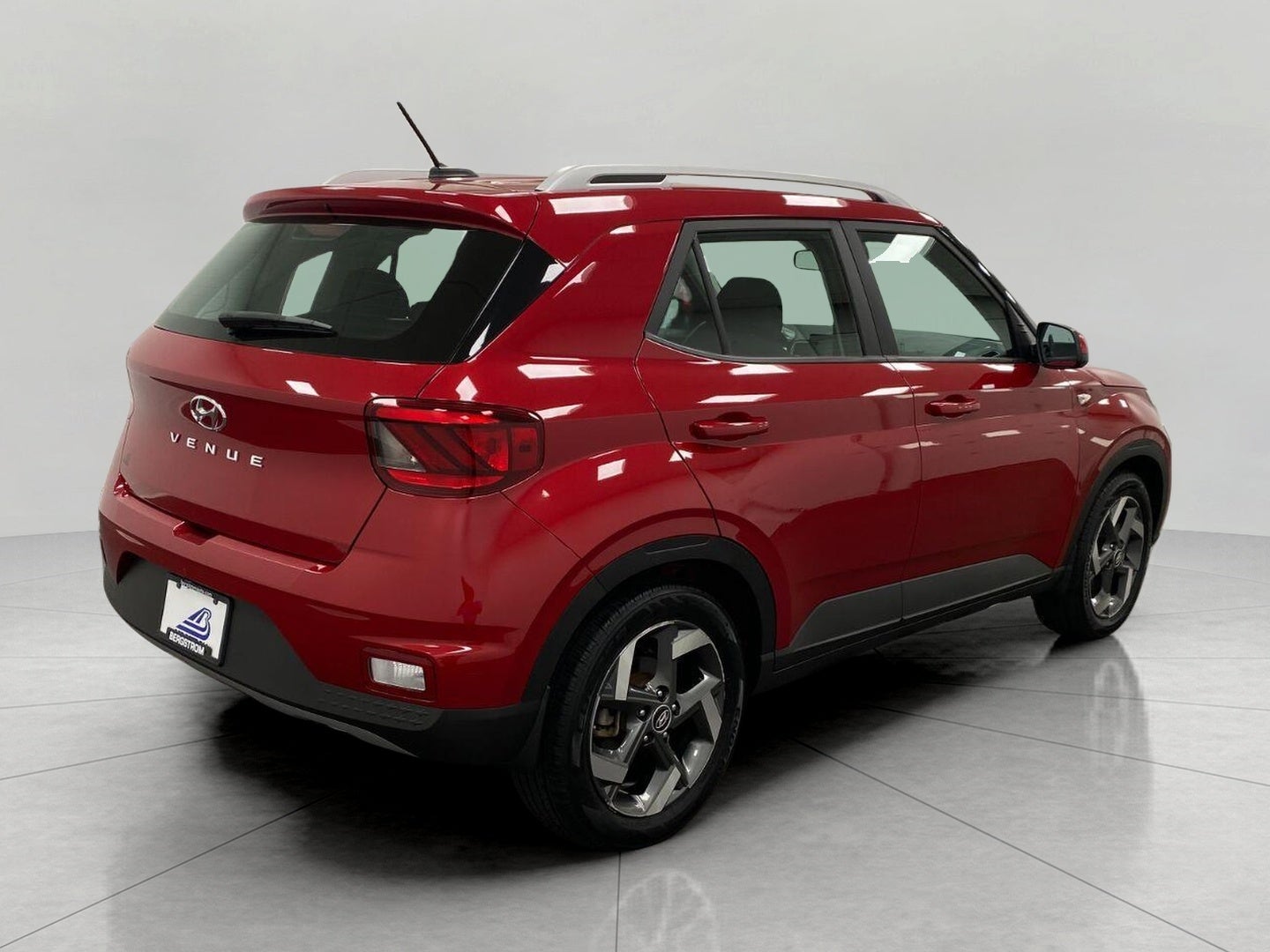 2023 Hyundai VENUE SEL IVT