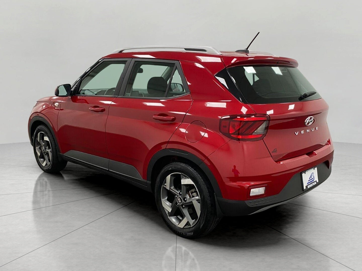 2023 Hyundai VENUE SEL IVT