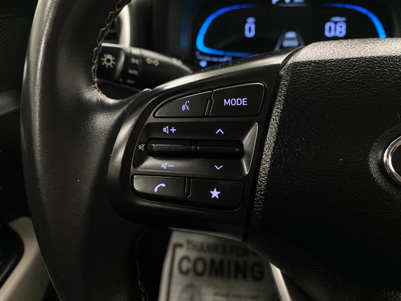 2025 Hyundai VENUE SEL IVT