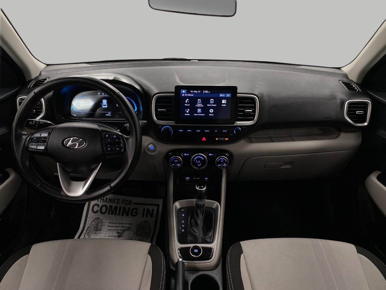 2025 Hyundai VENUE SEL IVT