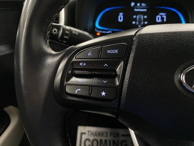 2025 Hyundai VENUE SEL IVT
