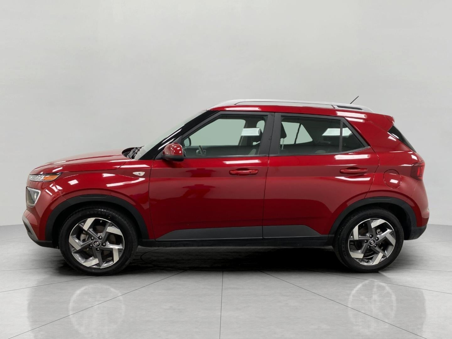 2025 Hyundai VENUE SEL IVT
