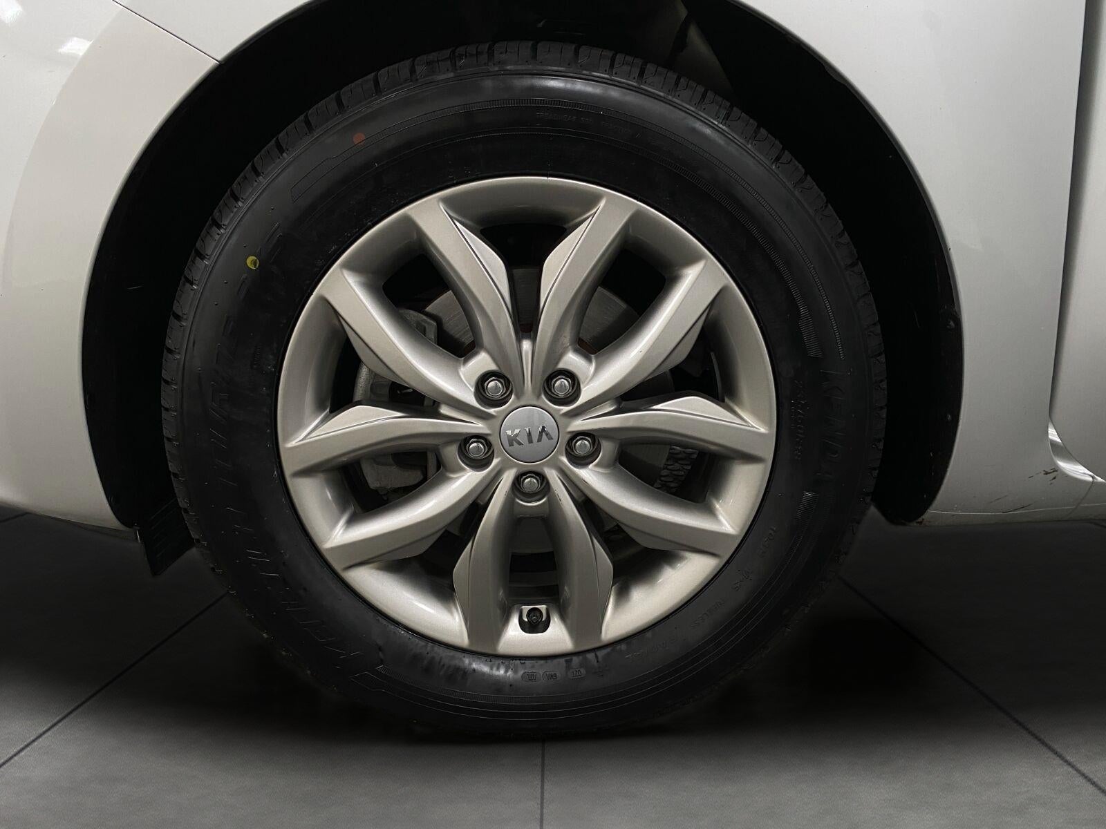 2019 Kia Sedona EX FWD