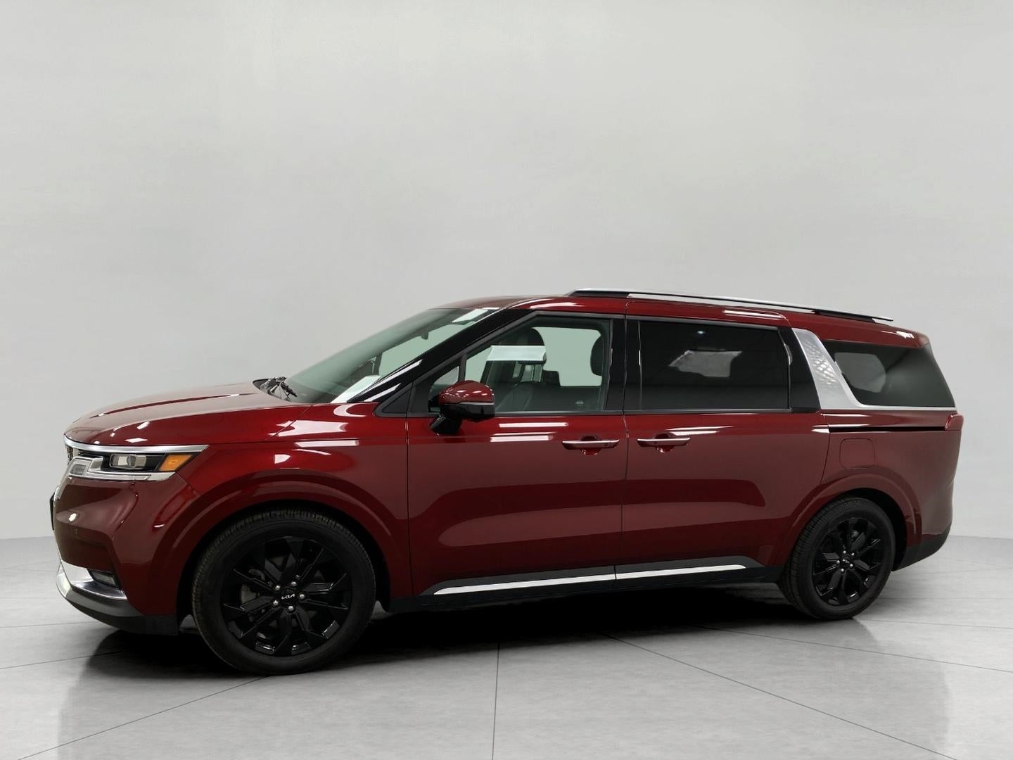 2022 Kia Carnival SX FWD