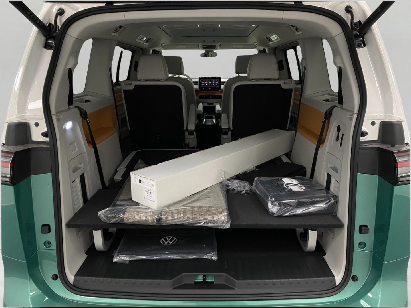 2025 Volkswagen ID. Buzz 1st Edition 4MOTION w/Two-Tone