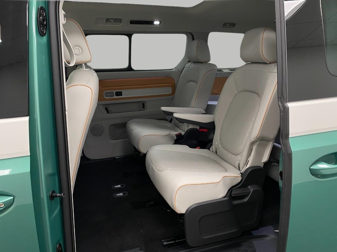 2025 Volkswagen ID. Buzz 1st Edition 4MOTION w/Two-Tone