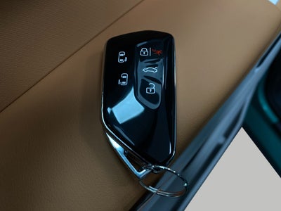 2025 Volkswagen ID. Buzz 1st Edition 4MOTION w/Two-Tone