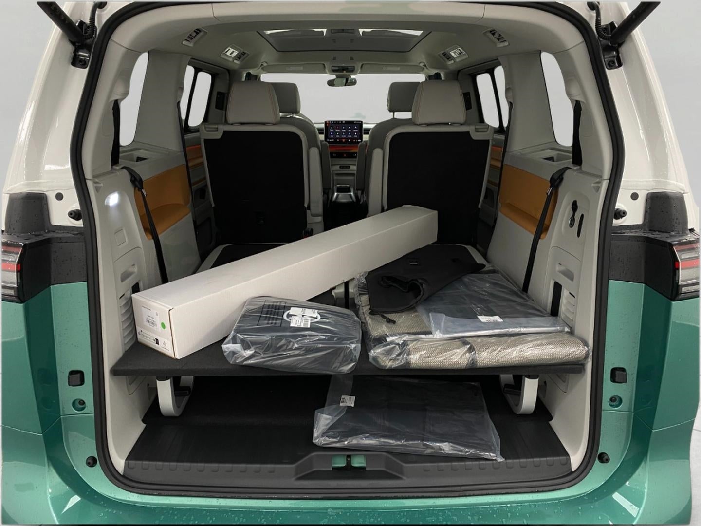 2025 Volkswagen ID. Buzz 1st Edition 4MOTION w/Two-Tone