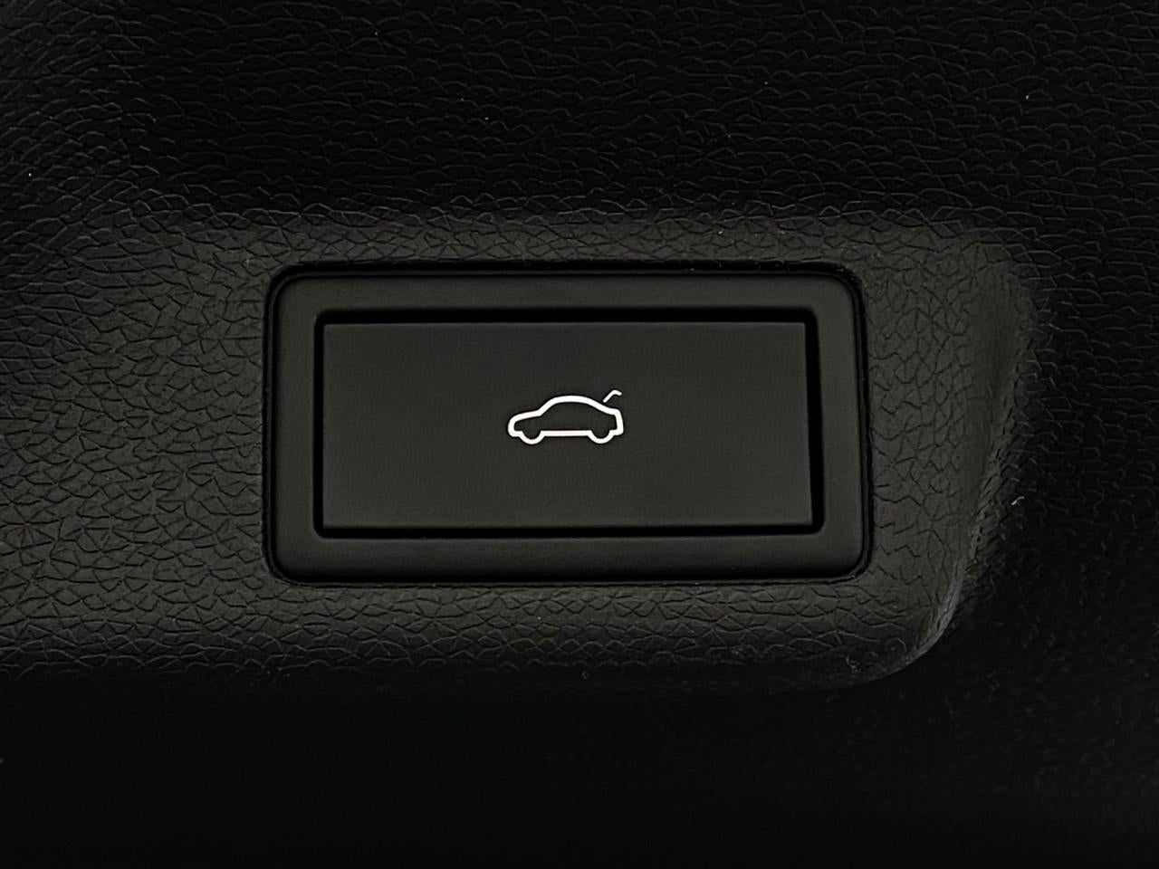 2025 Volkswagen ID. Buzz 1st Edition 4MOTION w/Two-Tone