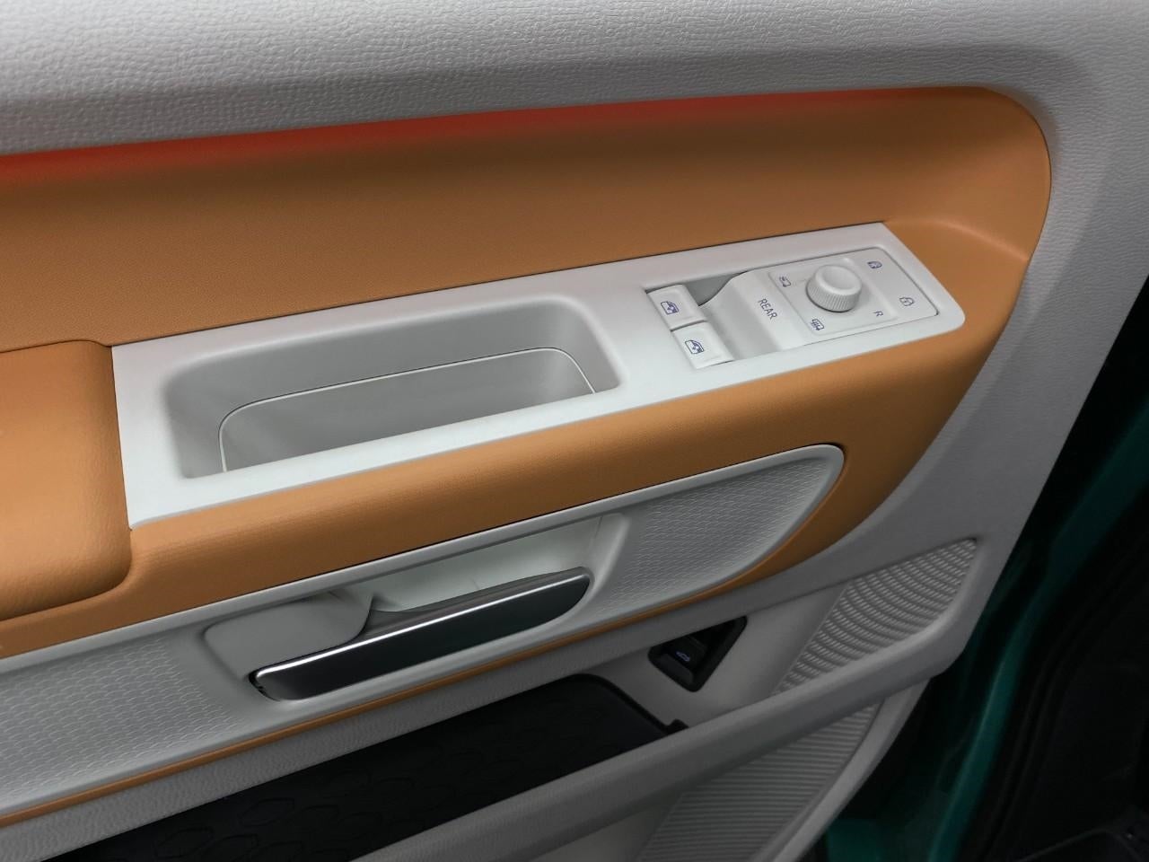 2025 Volkswagen ID. Buzz 1st Edition 4MOTION w/Two-Tone