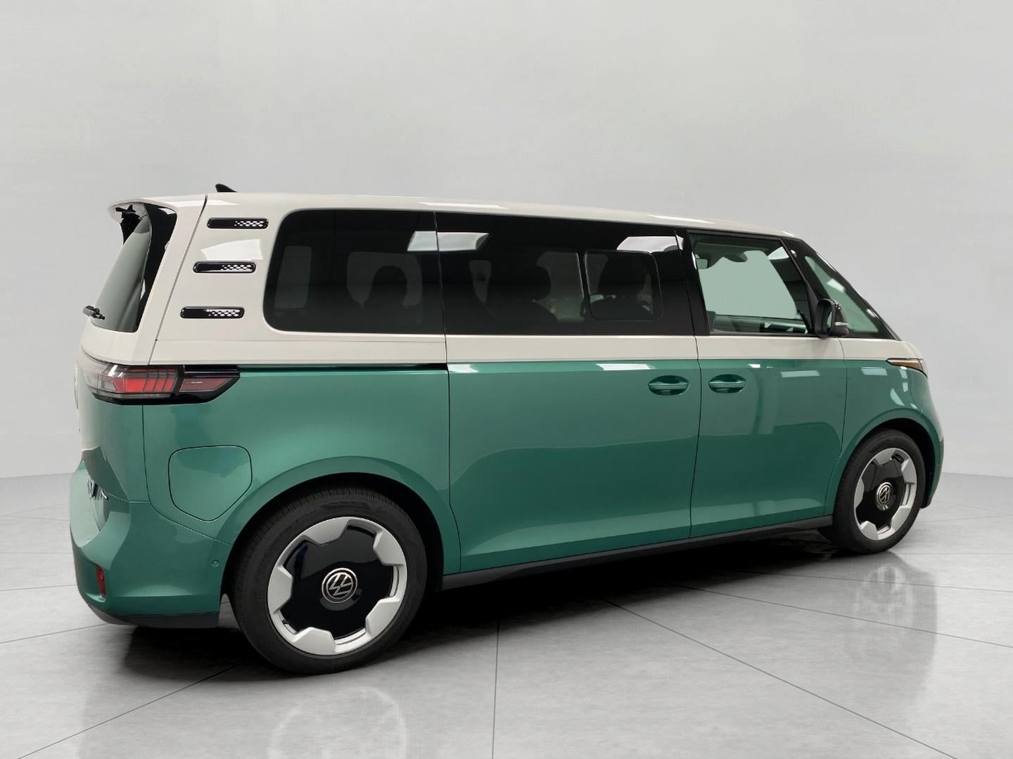 2025 Volkswagen ID. Buzz Pro S Plus 4MOTION w/Two-Tone