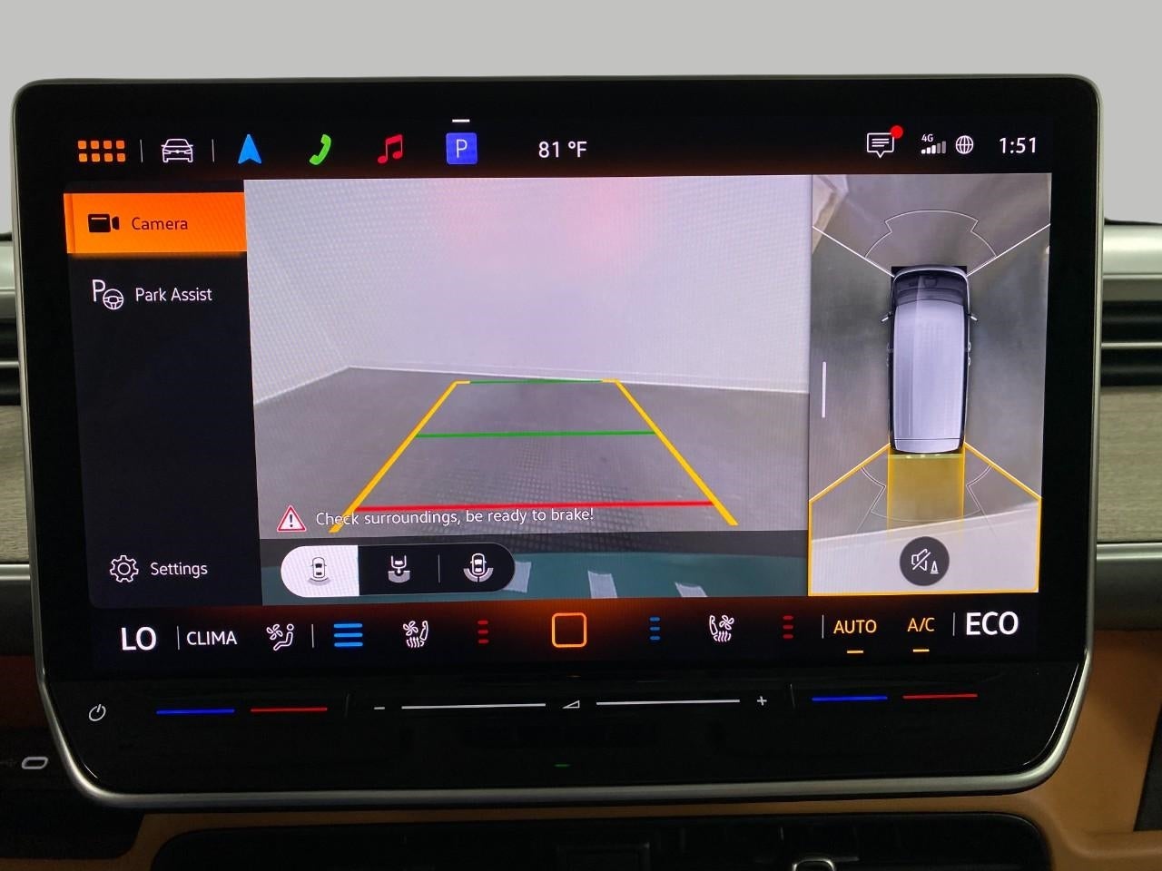 2025 Volkswagen ID. Buzz Pro S Plus 4MOTION w/Two-Tone