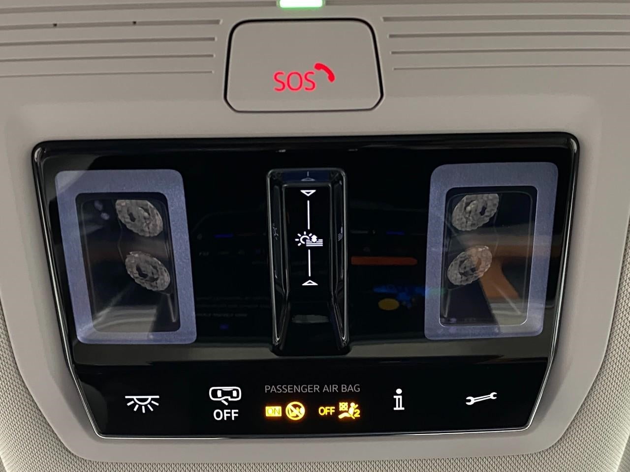 2025 Volkswagen ID. Buzz Pro S Plus 4MOTION w/Two-Tone