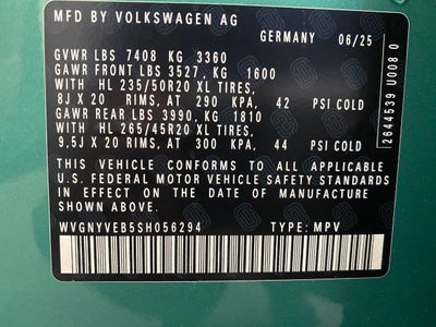 2025 Volkswagen ID. Buzz Pro S Plus 4MOTION w/Two-Tone