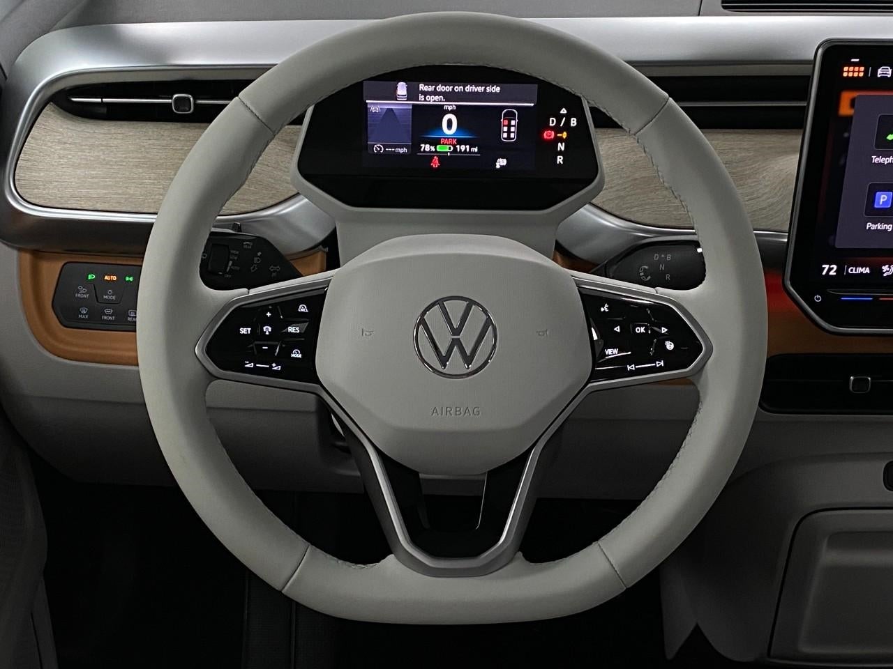 2025 Volkswagen ID. Buzz Pro S Plus 4MOTION w/Two-Tone