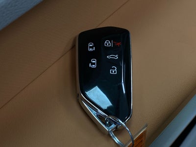 2025 Volkswagen ID. Buzz Pro S Plus 4MOTION w/Two-Tone