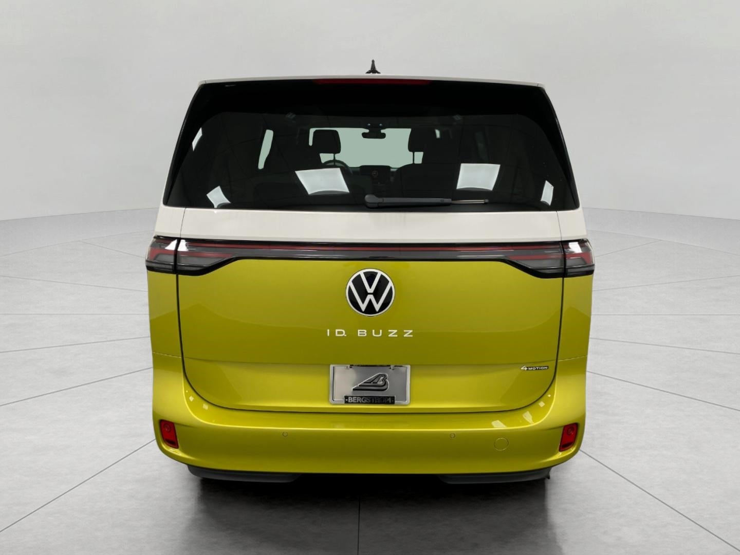 2025 Volkswagen ID. Buzz Pro S Plus 4MOTION w/Two-Tone