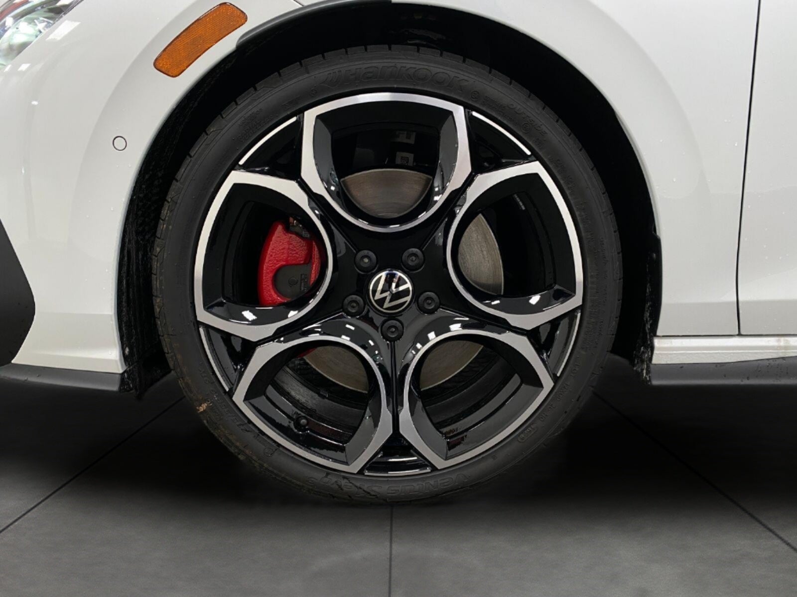 2026 Volkswagen Golf GTI 2.0T Autobahn DSG
