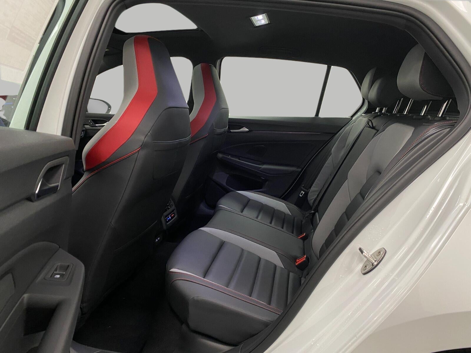 2026 Volkswagen Golf GTI 2.0T Autobahn DSG